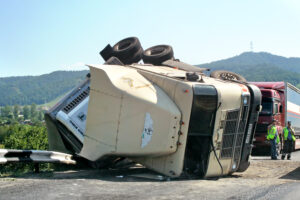 How Mansfield Melancon Car Accident and Personal Injury Lawyers Can Help After a Truck Accident in Metairie